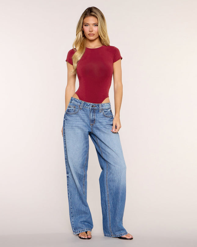 Easy Base Short Sleeve Crew Neck Bodysuit