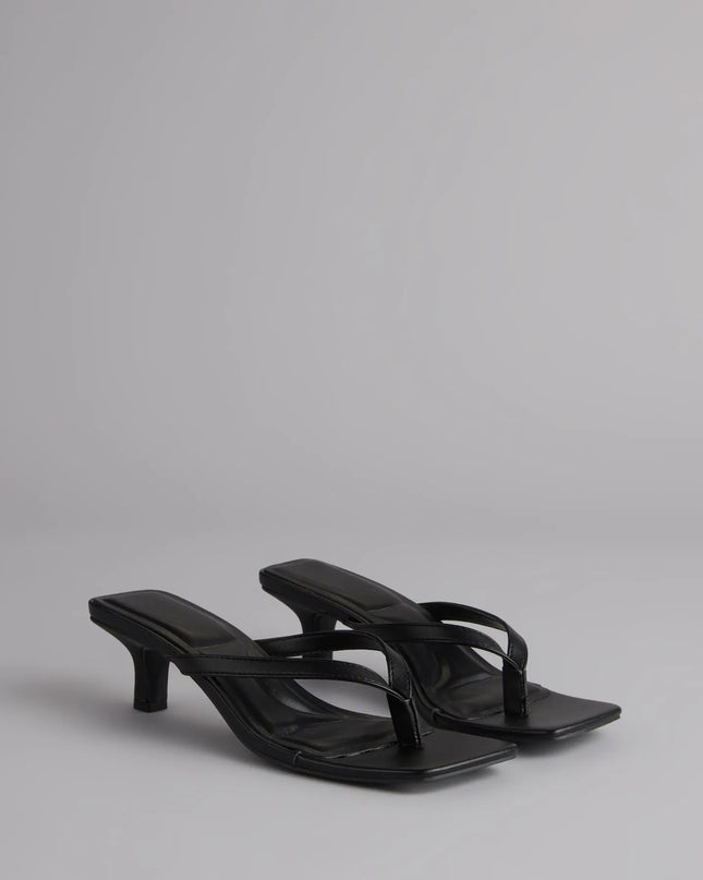Feeling Chic Thong Square Toe Heels