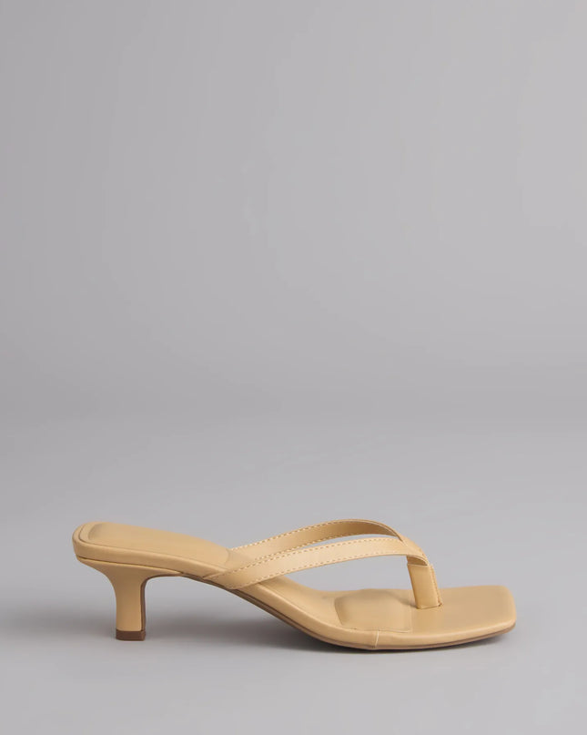 Feeling Chic Thong Square Toe Heels