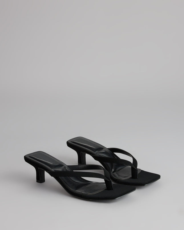 Feeling Chic Thong Square Toe Heels