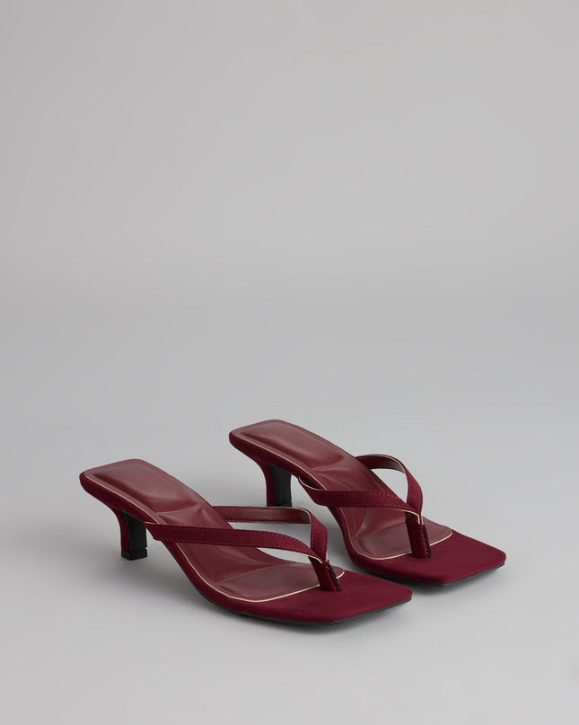 Feeling Chic Thong Square Toe Heels